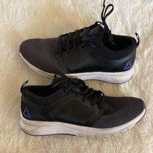 Reebok black athletic Sneakers